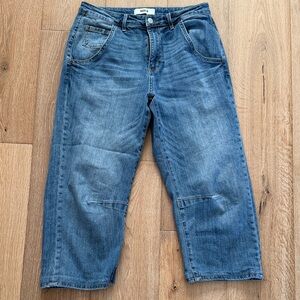 Women's Blue Wide-Leg Cropped Jeans - Relaxed Flare